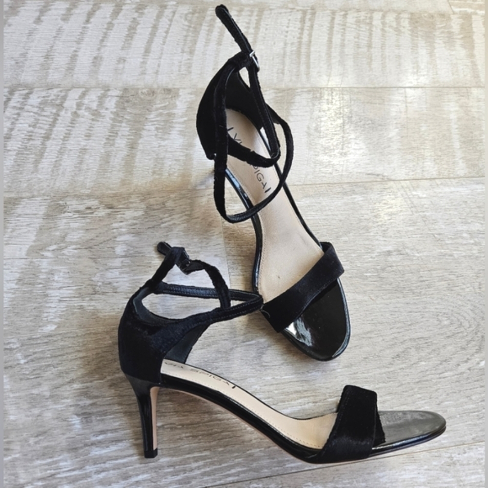Via Spiga Vero Cuoio Leather Velvet Heel Sandals